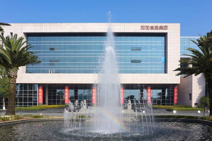 代工厂停工,如今一家三口成了老赖